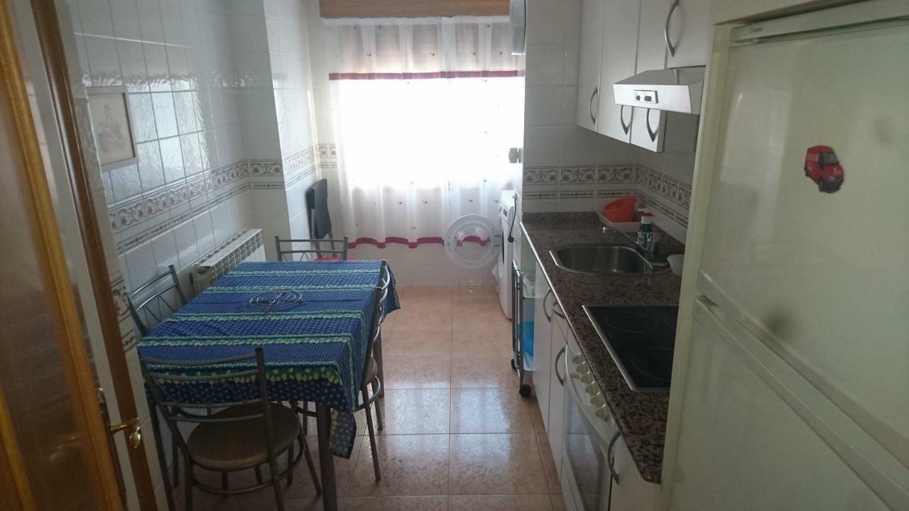 Apartamento Rapitan Lägenhet Jaca Exteriör bild